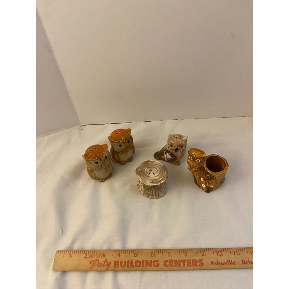 Owls‎ salt pepper shakers made in Japan